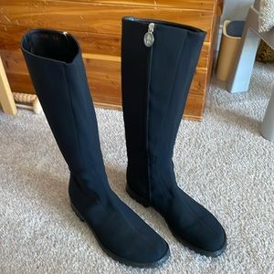 EUC Donald Pliner boots